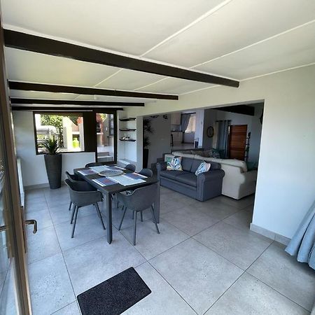 Billfish Apartments Баллито Экстерьер фото