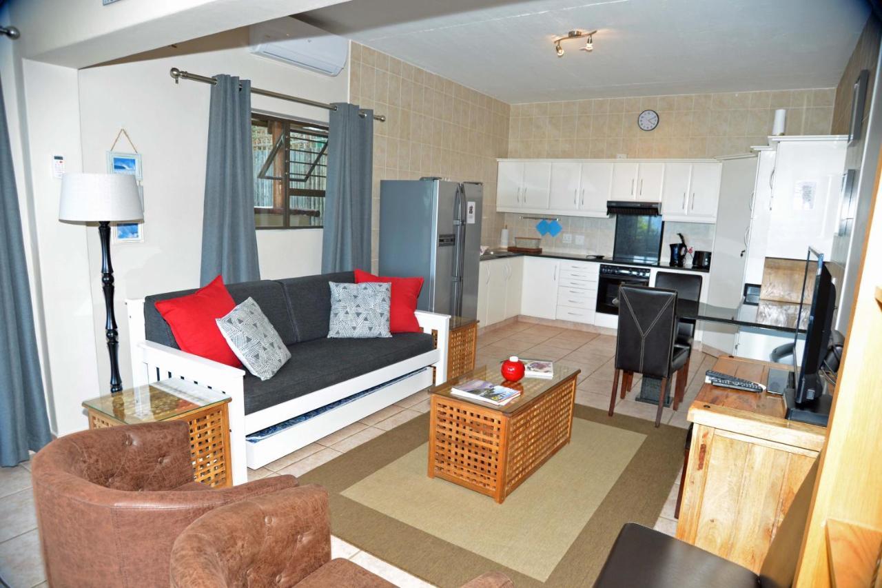 Billfish Apartments Баллито Экстерьер фото
