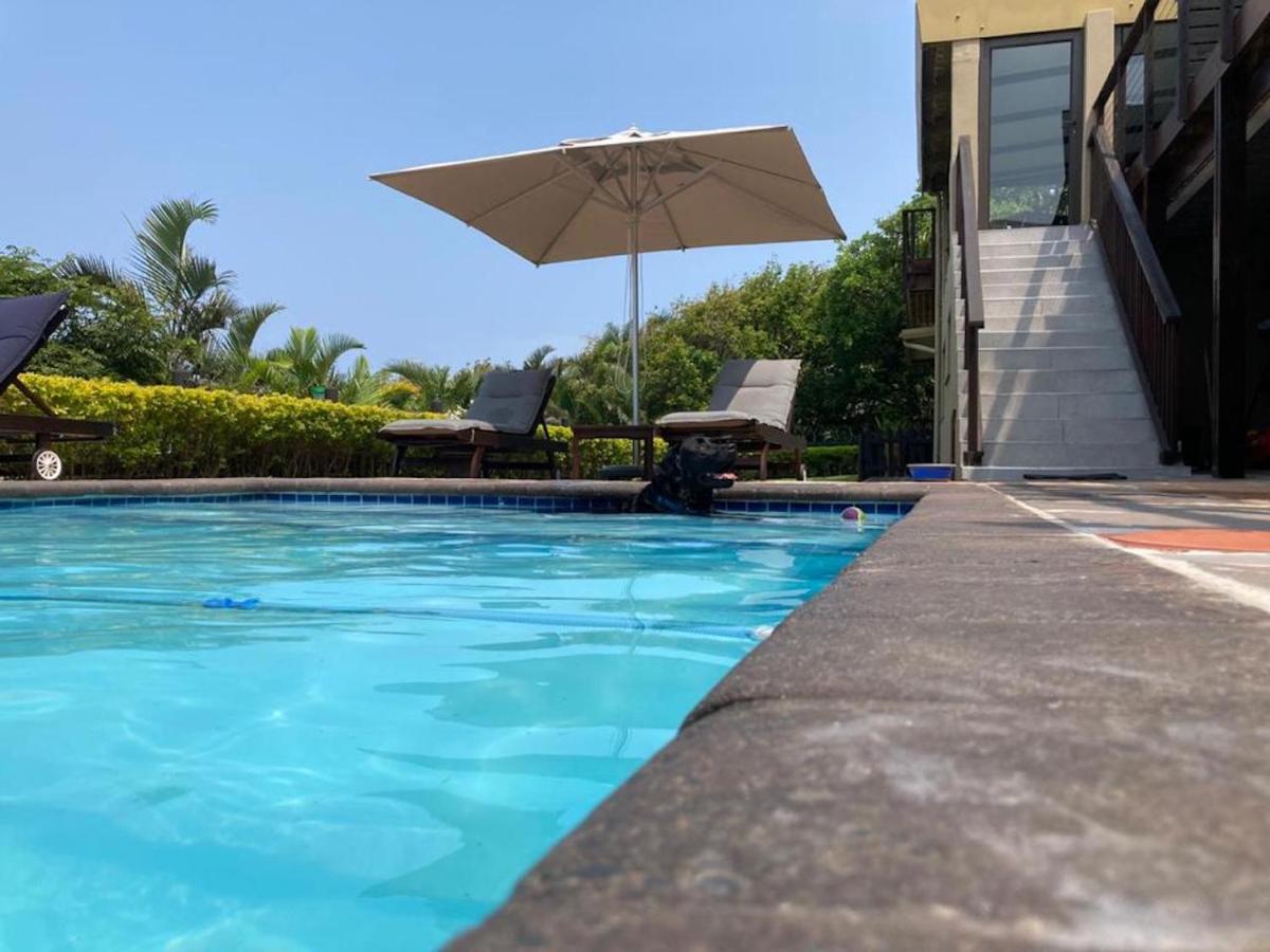 Billfish Apartments Баллито Экстерьер фото